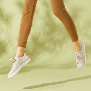 VIVAIA‎ Round-Toe Lace-Up Sneakers EU/39 US/8